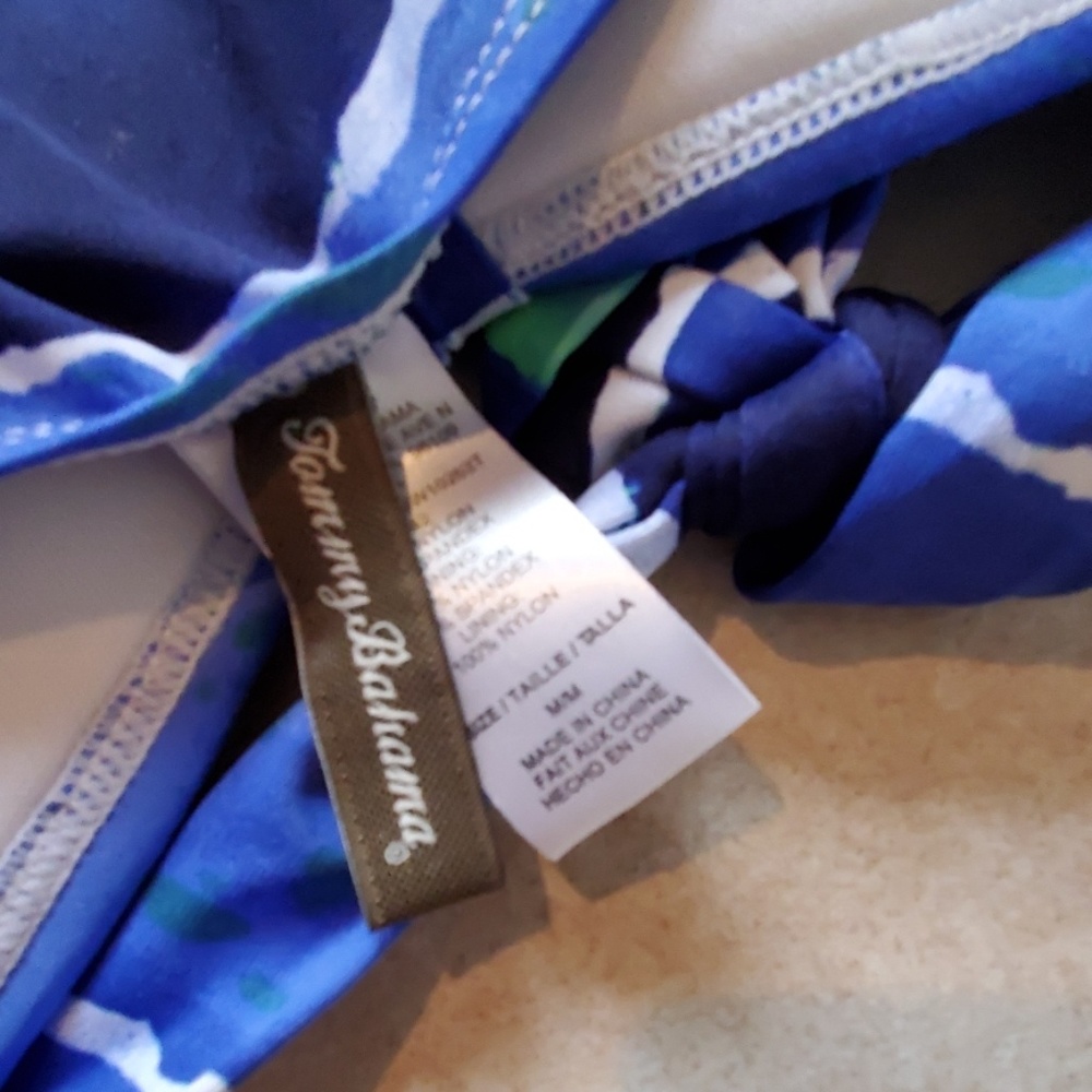 Bathsuit - Picture 5 of 5